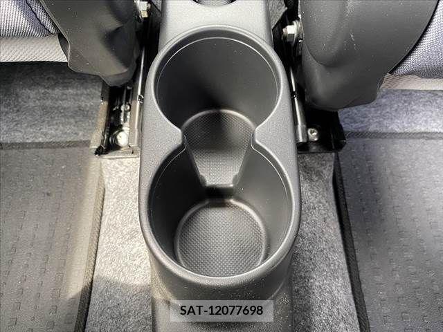 Suzuki ALTO 2018-01 325225-26