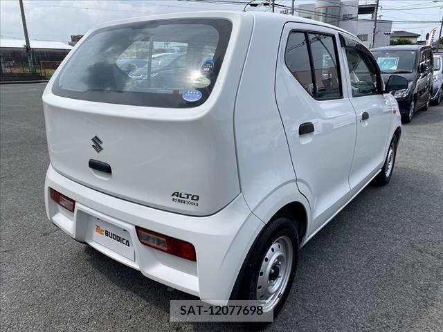 Suzuki ALTO 2018-01 325225-12
