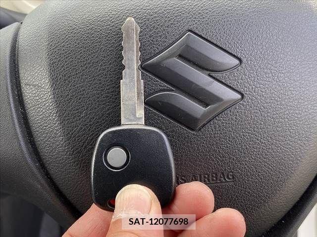 Suzuki ALTO 2018-01 325225-2