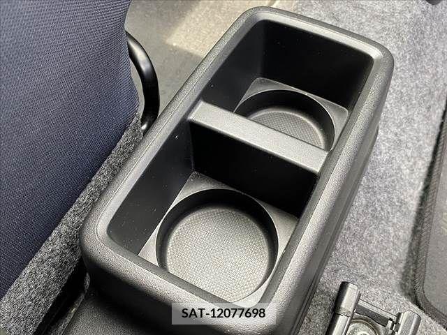 Suzuki ALTO 2018-01 325225-22