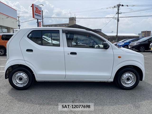 Suzuki ALTO 2018-01 325225-11