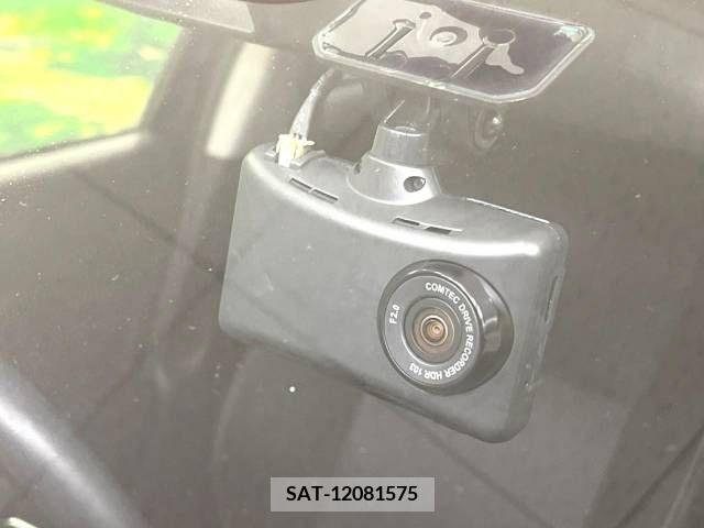 Toyota VITZ 2019-04 243818-5