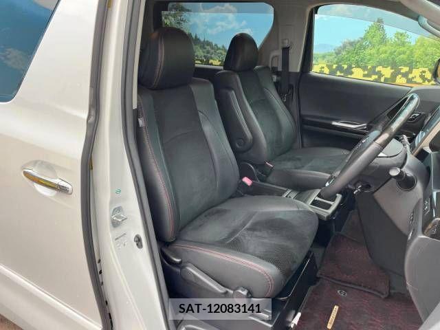 Toyota VELLFIRE 2013-06 210366-8