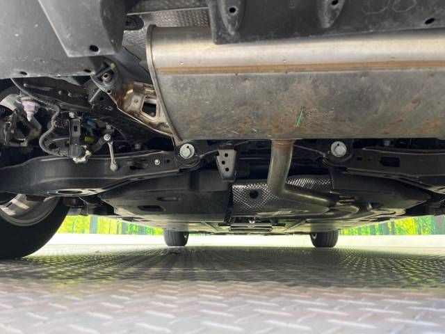 Toyota PRIUS 2018-11 28288-19