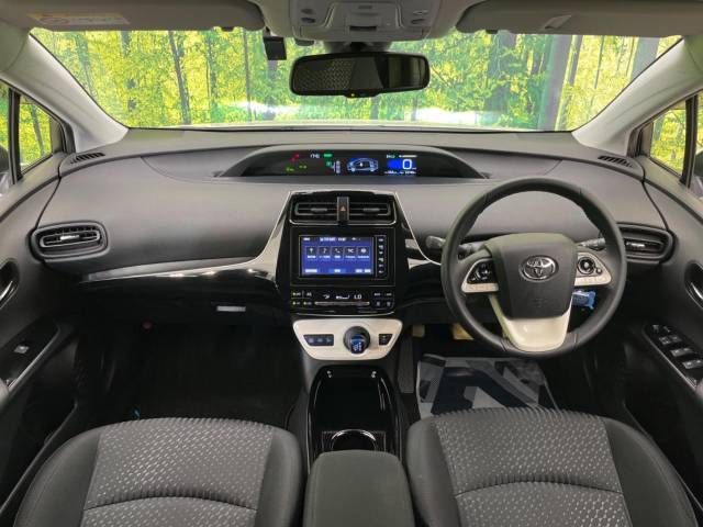 Toyota PRIUS 2018-11 28288-1