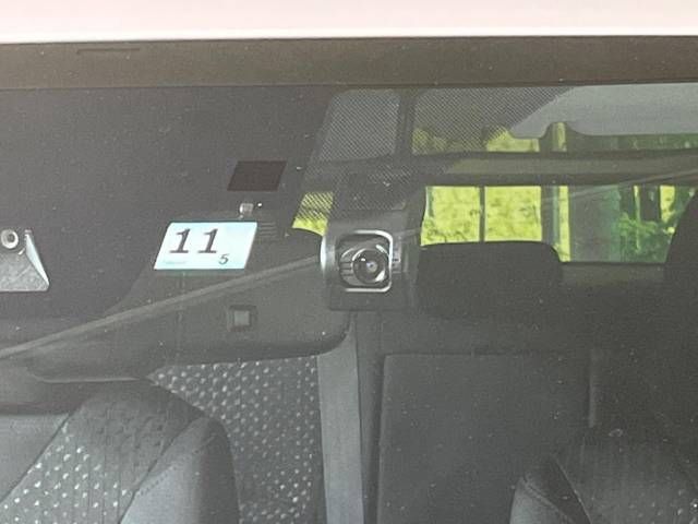 Toyota PRIUS 2018-11 28288-7