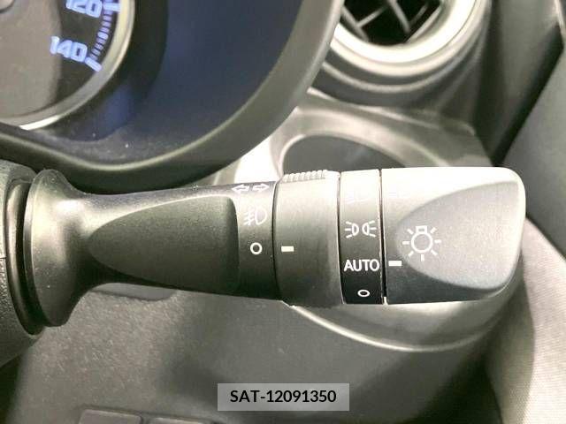 Daihatsu CAST 2018-06 357650-7