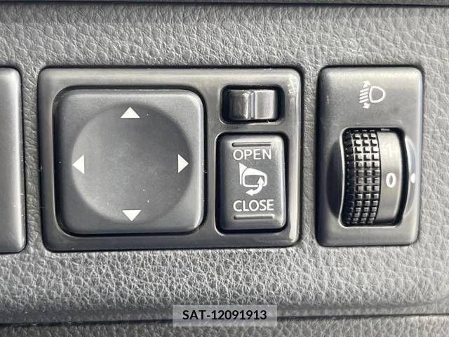 Nissan TIIDA 2009-07 381780-4