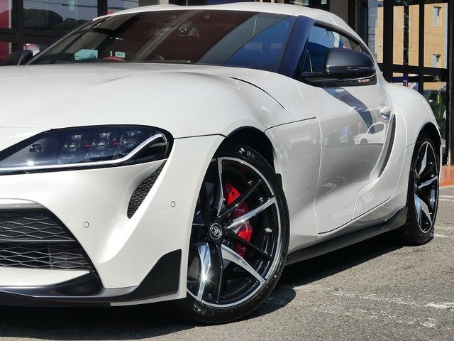 Toyota SUPRA 2022-03 18946-7