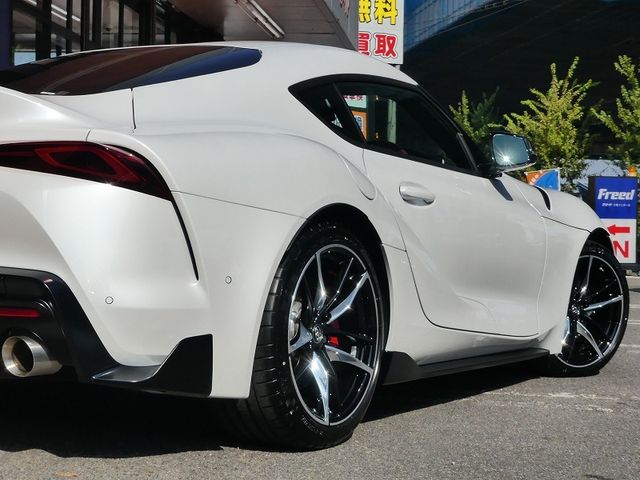 Toyota SUPRA 2022-03 18946-8