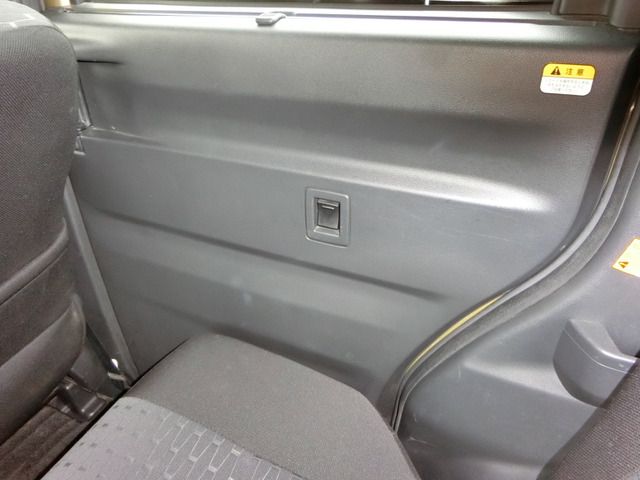 Daihatsu WAKE 2017-12 25014-17