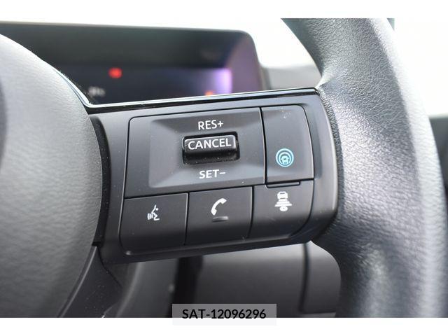 Nissan NOTE 2021-05 344664-4