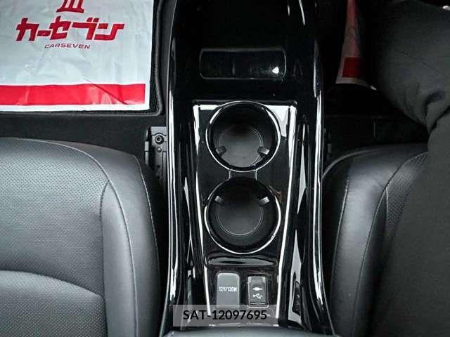 Toyota PRIUS PHV 2017-06 282529-15