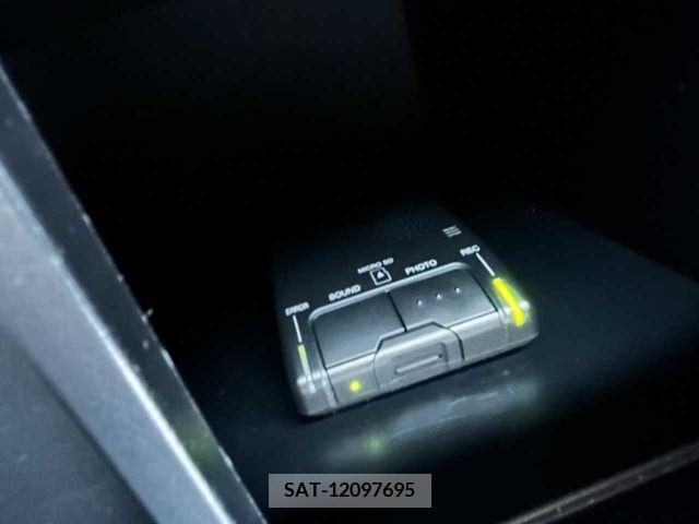 Toyota PRIUS PHV 2017-06 282529-14