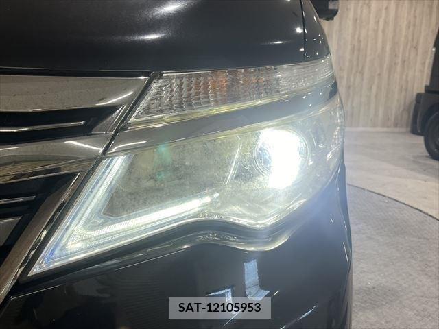 Nissan SERENA 2014-09 367863-13