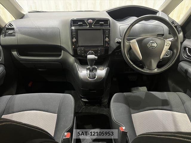 Nissan SERENA 2014-09 367863-1