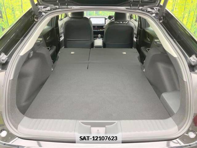 Toyota PRIUS 2023-07 338803-10