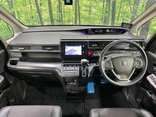 Honda e 2015-06 191271-1