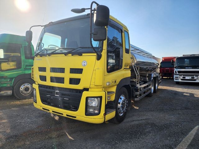 Isuzu GIGA 2012-06 1762-2