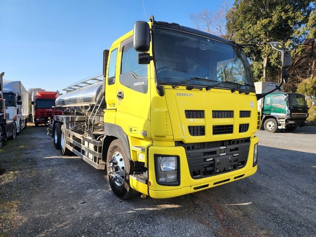 Isuzu GIGA 2012-06 1762-4