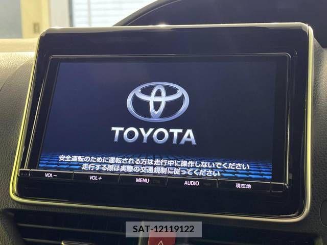 Toyota NOAH 2017-10 216482-2