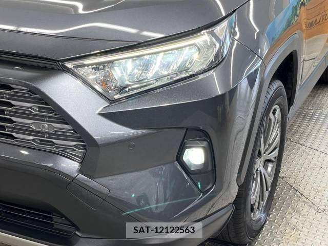Toyota RAV4 2022-08 367008-12