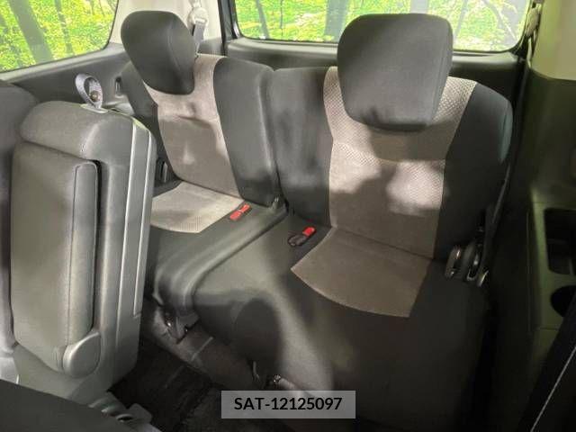 Nissan SERENA 2011-10 284352-10