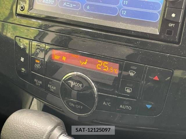 Nissan SERENA 2011-10 284352-5