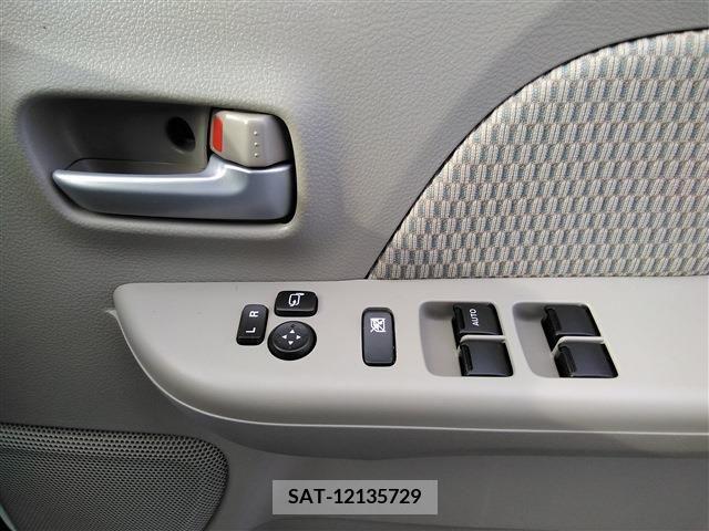 Suzuki EVERY WAGON 2021-10 205888-17