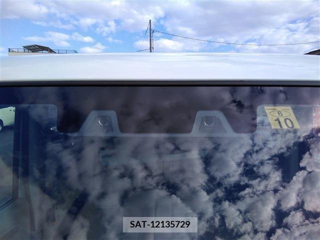Suzuki EVERY WAGON 2021-10 205888-13