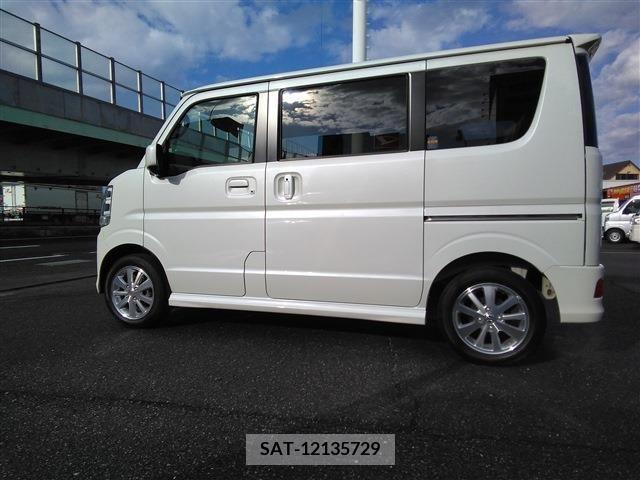 Suzuki EVERY WAGON 2021-10 205888-8