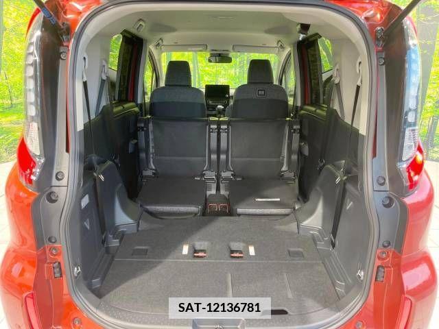 Toyota SIENTA 2022-10 341933-11