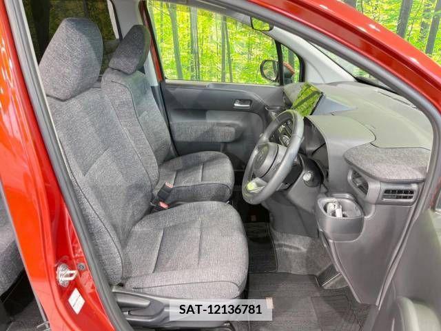 Toyota SIENTA 2022-10 341933-8