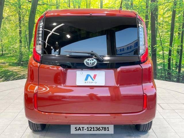Toyota SIENTA 2022-10 341933-16