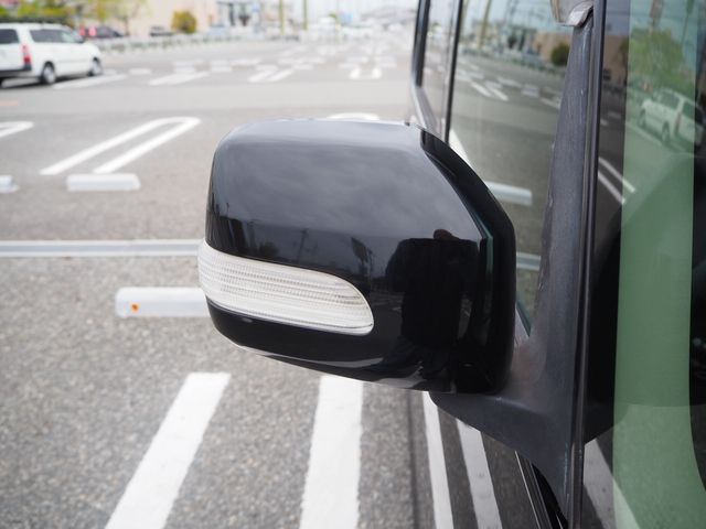 Daihatsu TANTO CUSTOM 2006-04 2012-25