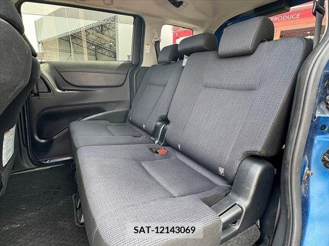 Toyota SIENTA 2016-08 252074-12