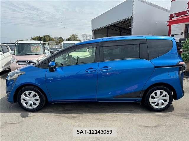 Toyota SIENTA 2016-08 252074-9