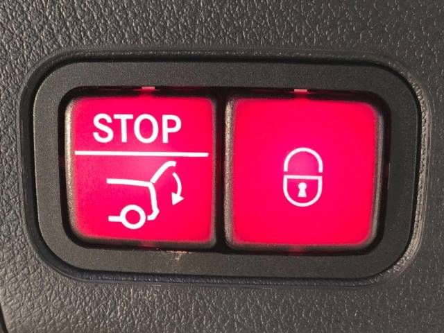 Mercedes Benz B-CLASS 2019-08 28558-6