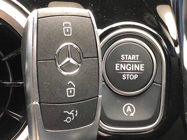 Mercedes Benz B-CLASS 2019-08 28558-5
