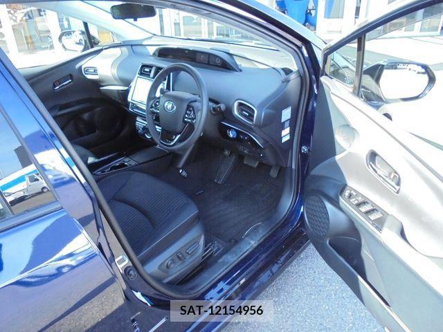 Toyota PRIUS PHV 2020-06 322607-1