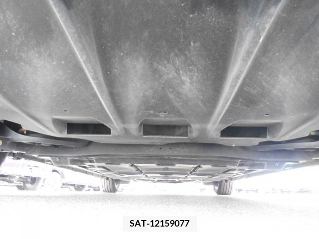 Nissan LEAF 2019-09 320970-5