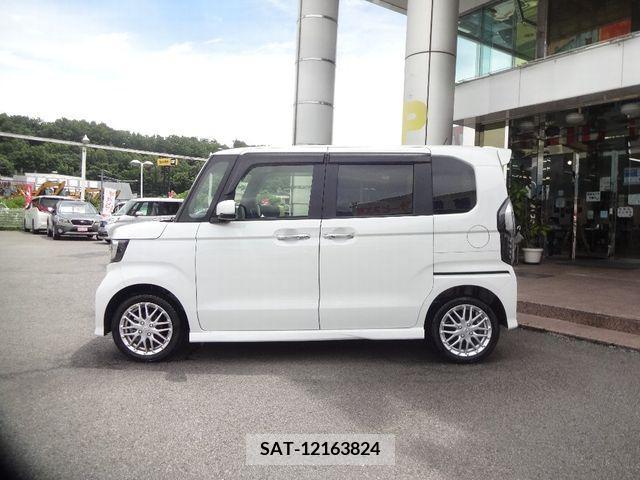Honda N BOX CUSTOM 2023-06 330409-4