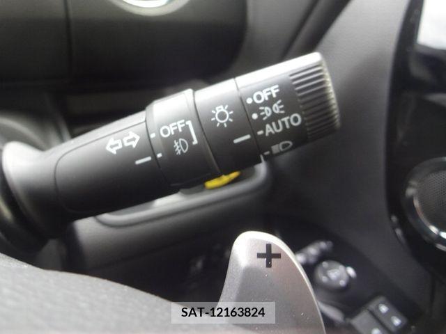 Honda N BOX CUSTOM 2023-06 330409-19