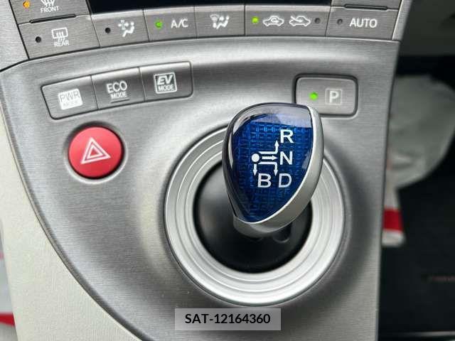 Toyota PRIUS 2012-11 282017-6