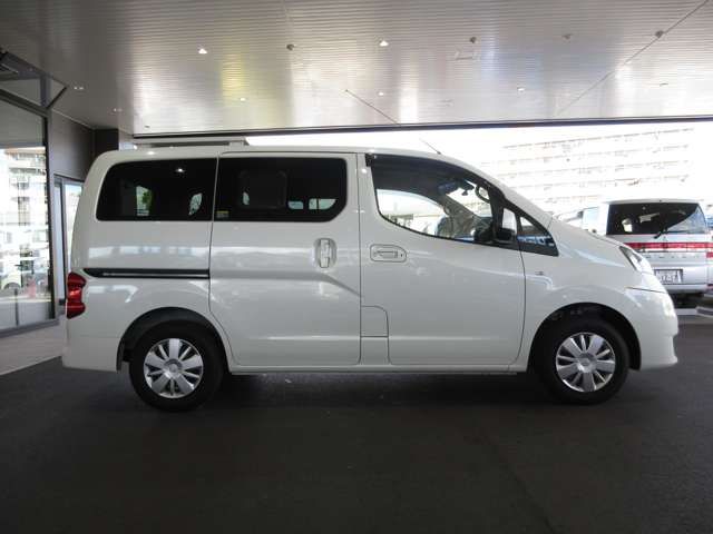 Nissan NV200 VANETTE WAGON 2022-11 17677-3
