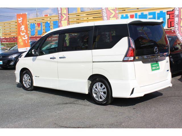 Nissan SERENA 2017-06 18966-7