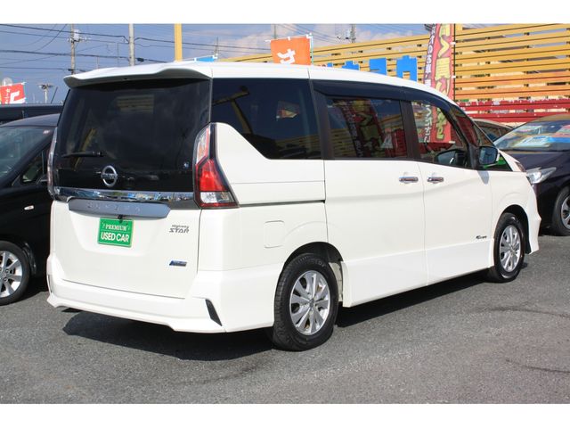 Nissan SERENA 2017-06 18966-2