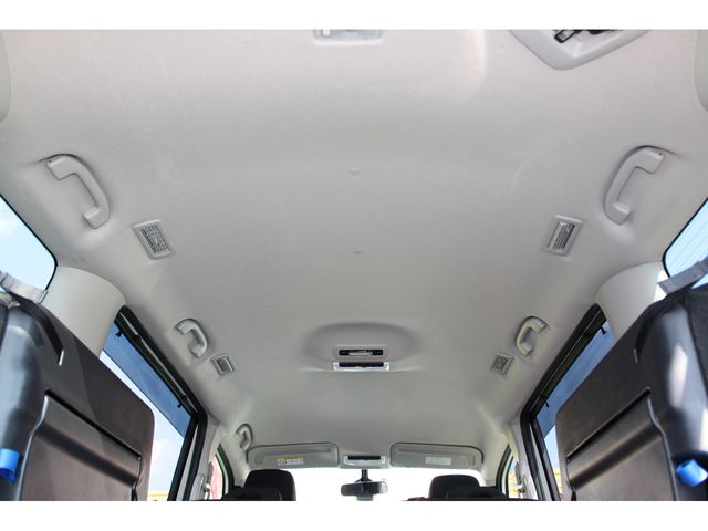 Nissan SERENA 2017-06 18966-11