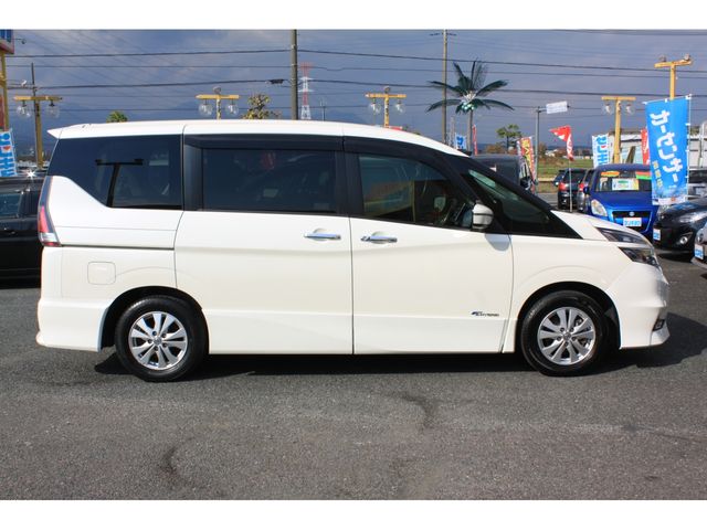 Nissan SERENA 2017-06 18966-4