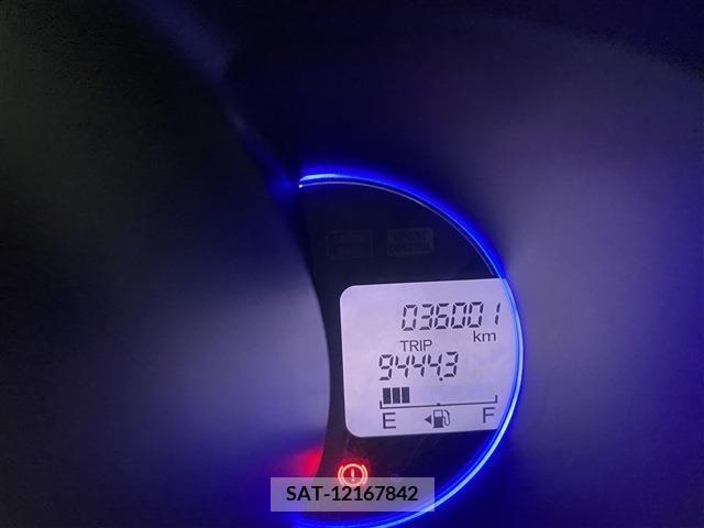 Honda N BOX CUSTOM 2015-03 381827-26